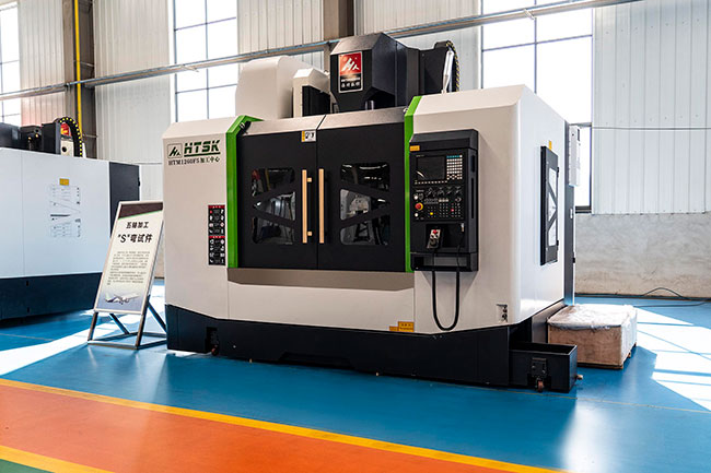 HTM1260立式加工中心图片